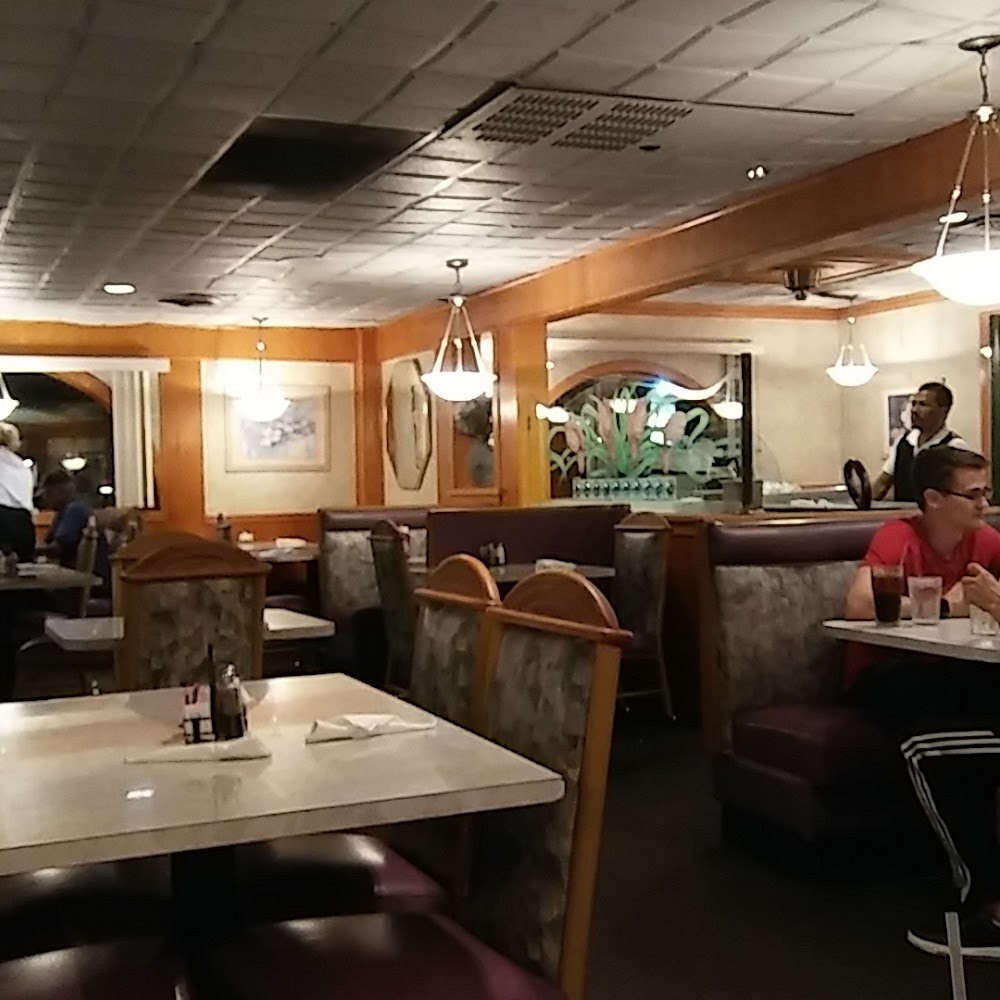 Nick’s Patio: 24 Hour Breakfast in South Bend